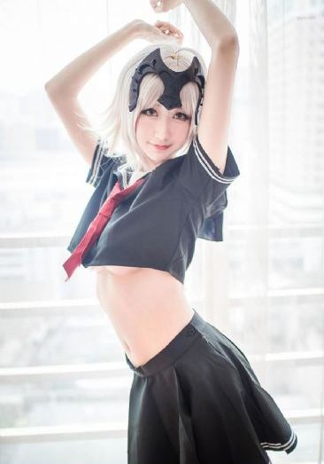 花吃了那女孩