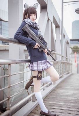 秋霞理伦