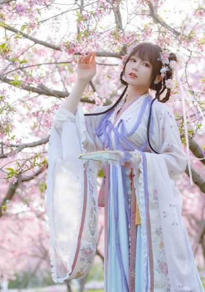 香沉蜜蜜烬如霜电视剧免费观看