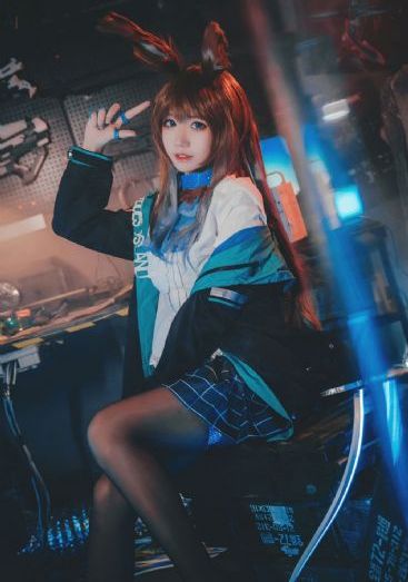 她和她和她