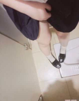 巾帼枭雄之悬崖粤语